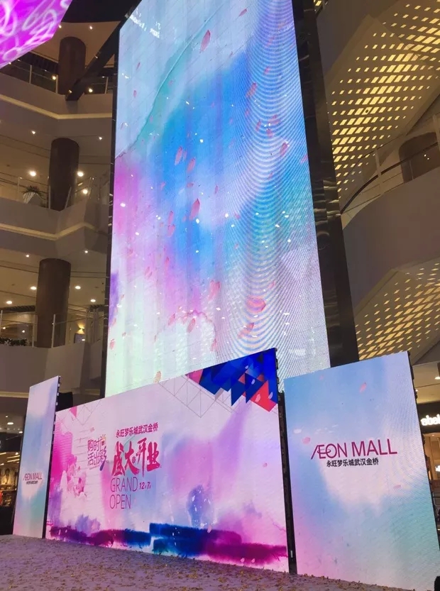 這面3層樓高的壹品玉屏，帶火這座16萬㎡購物中心的線下營銷 5.webp.jpg