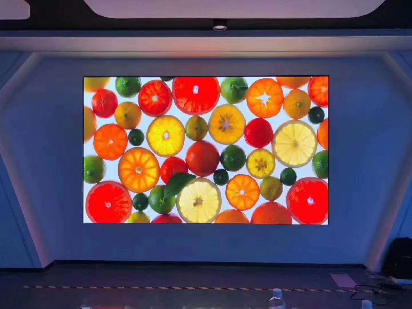 室內<a href=http://nwsoft.com.cn target=_blank class=infotextkey>led屏</a>怎么選