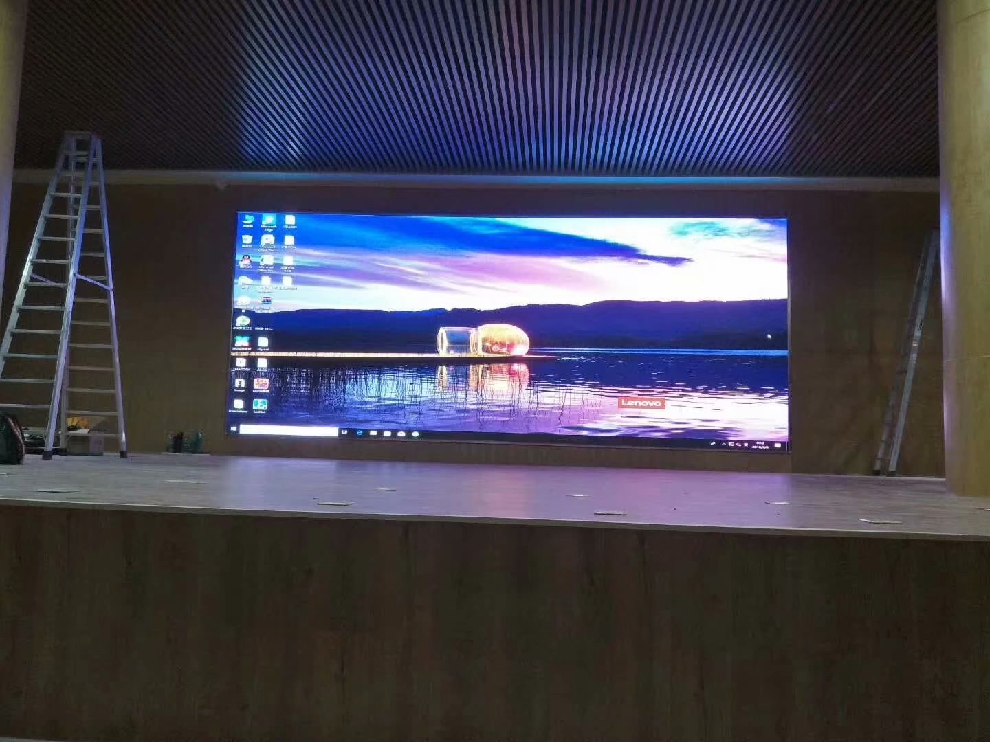 室內(nèi)<a href=http://nwsoft.com.cn target=_blank class=infotextkey>led屏</a>