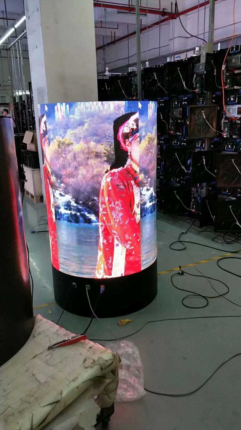 圓柱型<a href=http://nwsoft.com.cn target=_blank class=infotextkey>led顯示屏</a>